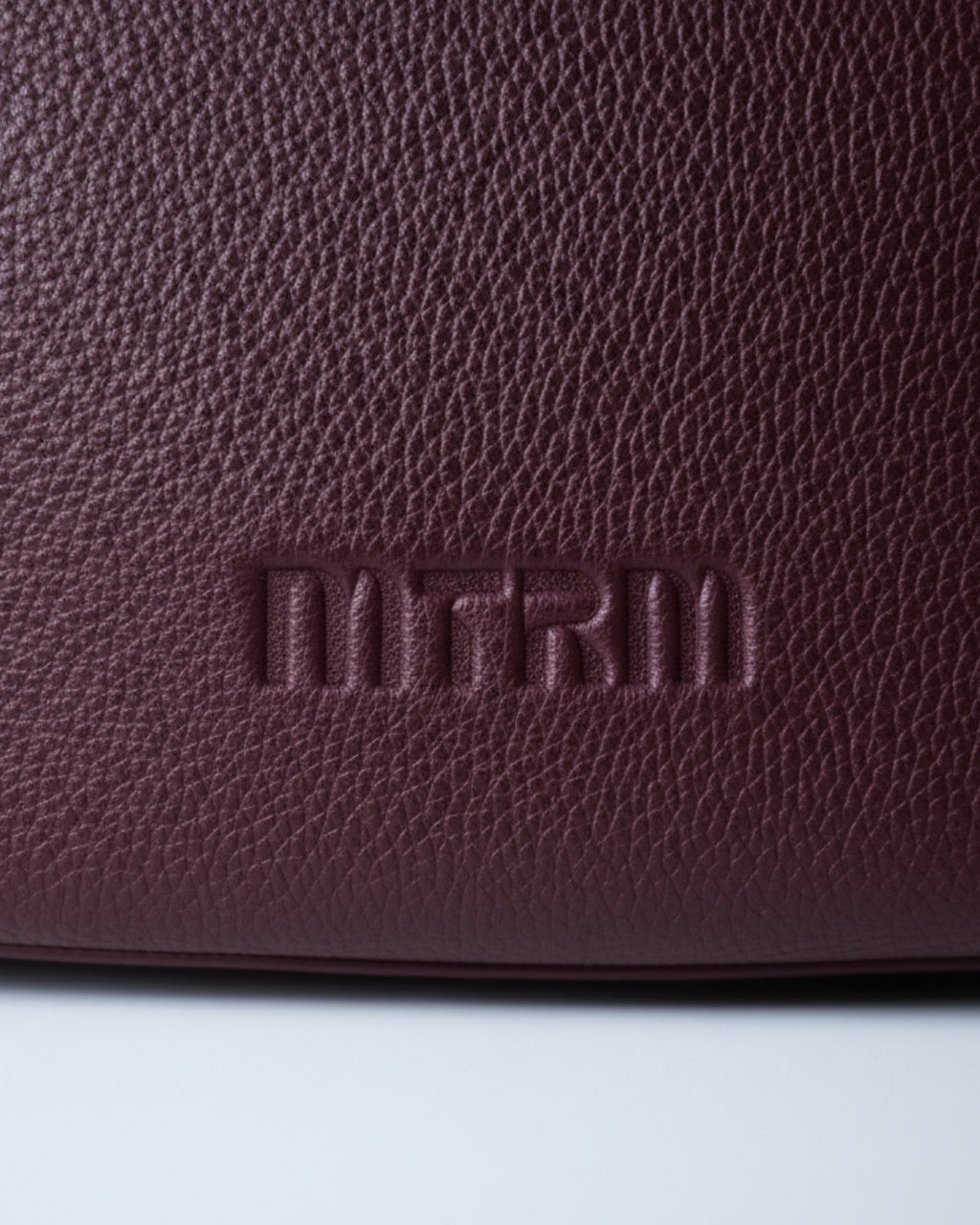 콜로시 토트 나일론 | MTRM 컨셉