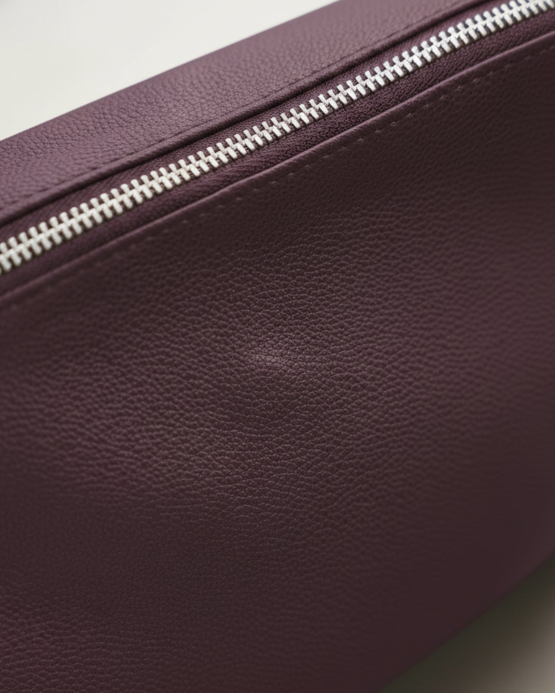 콜로시 토트 나일론 | MTRM 컨셉